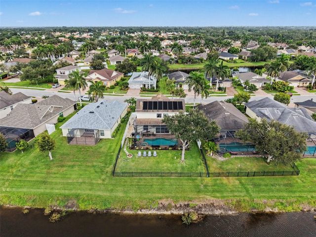 7124 34TH STREET E, Sarasota, FL 34243