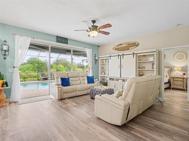 7124 34TH STREET E, Sarasota, FL 34243
