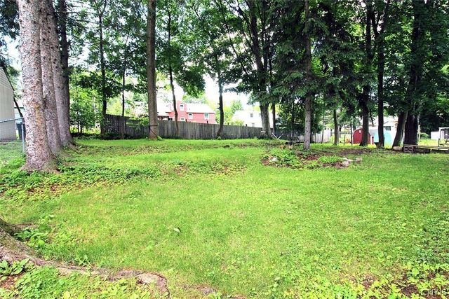 215 Hunt Drive, Manlius, NY 13066