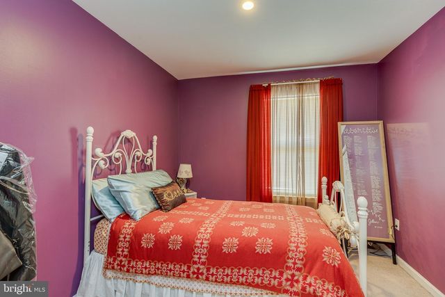 3 CHESTNUT AVE, Somerdale, NJ 08083