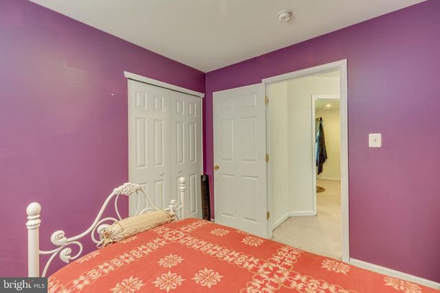 3 CHESTNUT AVE, Somerdale, NJ 08083