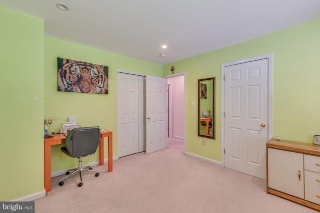 3 CHESTNUT AVE, Somerdale, NJ 08083