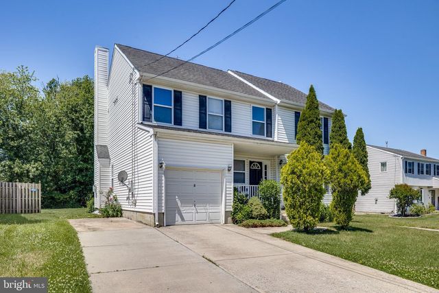 3 CHESTNUT AVE, Somerdale, NJ 08083