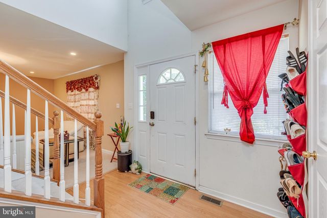 3 CHESTNUT AVE, Somerdale, NJ 08083