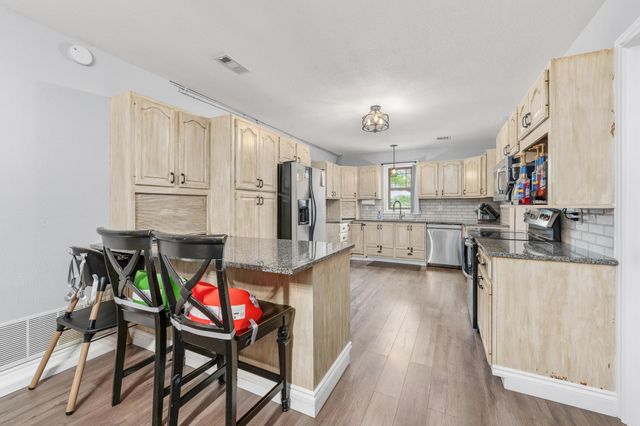 6017 W 73rd St. S., Haysville, KS 67060