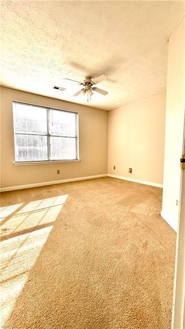 604 Aylesbury DR, Newport News, VA 23608