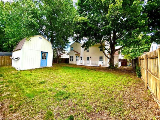 604 Aylesbury DR, Newport News, VA 23608