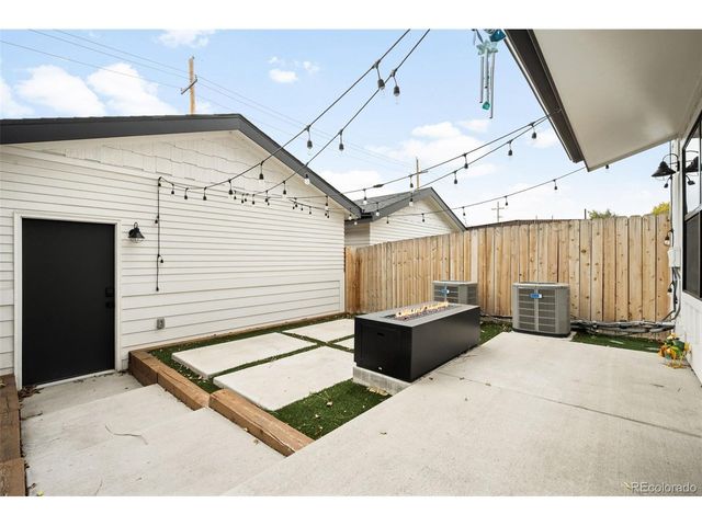 4031 Osage St, Denver, CO 80211