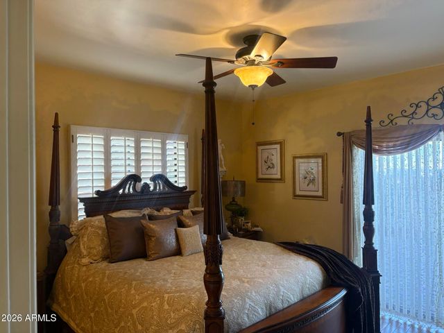 1636 E Villa Theresa Drive, Phoenix, AZ 85022