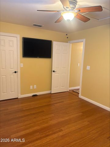 1636 E Villa Theresa Drive, Phoenix, AZ 85022