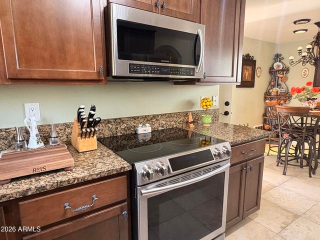 1636 E Villa Theresa Drive, Phoenix, AZ 85022