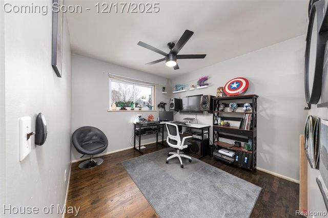 39412 Burns Drive, Sterling Heights, MI 48313