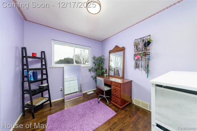 39412 Burns Drive, Sterling Heights, MI 48313