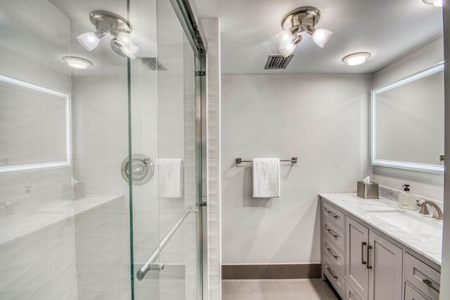 2800 N Ocean Drive B-15d, Singer Island, FL 33404