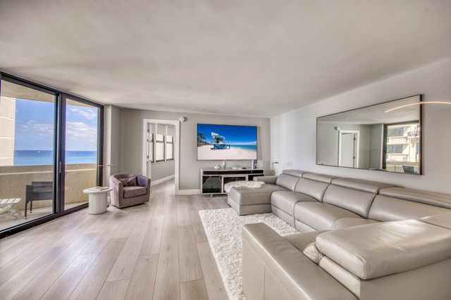 2800 N Ocean Drive B-15d, Singer Island, FL 33404