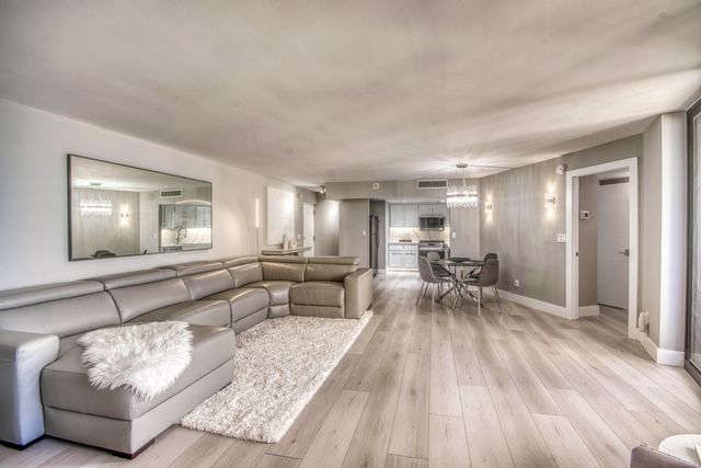 2800 N Ocean Drive B-15d, Singer Island, FL 33404