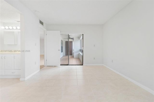 9140 SW 123rd Ct 210Q, Miami, FL 33186