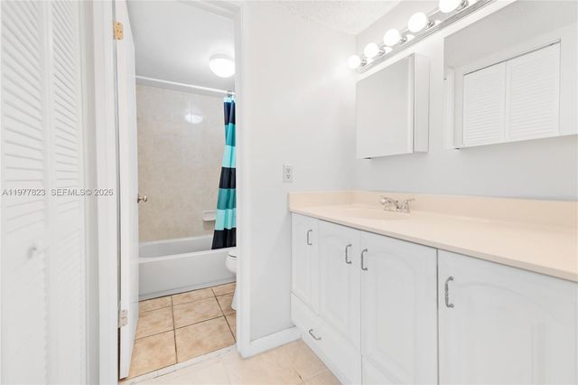 9140 SW 123rd Ct 210Q, Miami, FL 33186