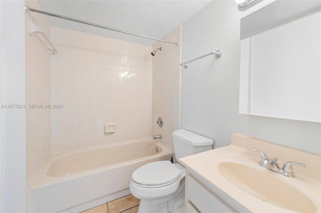 9140 SW 123rd Ct 210Q, Miami, FL 33186