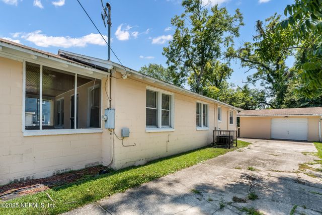 1018 W 23RD Street, Jacksonville, FL 32209