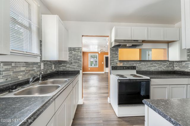 1018 W 23RD Street, Jacksonville, FL 32209