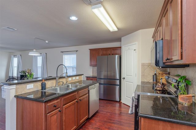 714 Alamo Plaza DR, Cedar Park, TX 78613