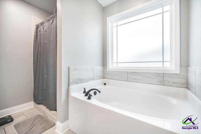 137 Sadie Heights Boulevard, Perry, GA 31069