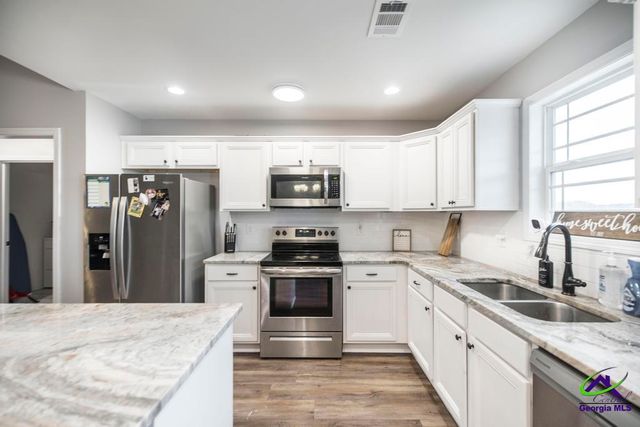 137 Sadie Heights Boulevard, Perry, GA 31069