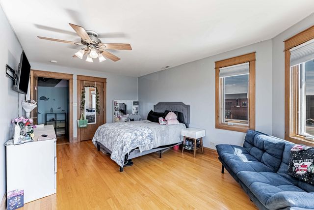 2901 N 76th Court, Elmwood Park, IL 60707