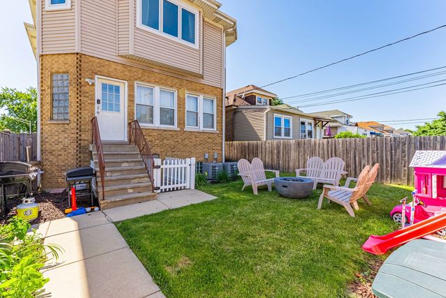 2901 N 76th Court, Elmwood Park, IL 60707