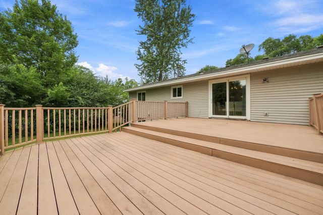 25715 Wild Rose Lane, Excelsior, MN 55331