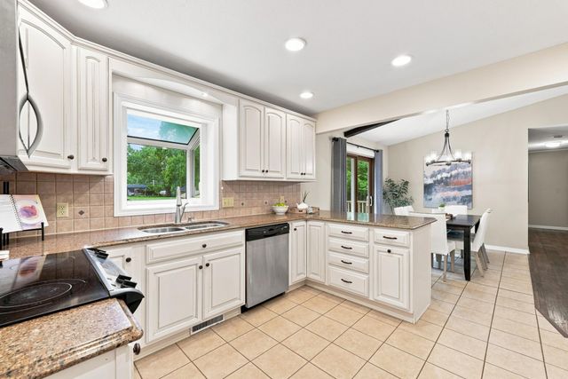 25715 Wild Rose Lane, Excelsior, MN 55331