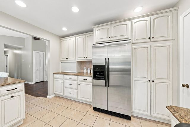 25715 Wild Rose Lane, Excelsior, MN 55331