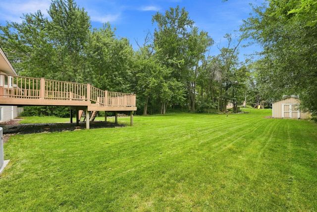 25715 Wild Rose Lane, Excelsior, MN 55331