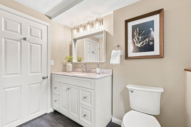 25715 Wild Rose Lane, Excelsior, MN 55331