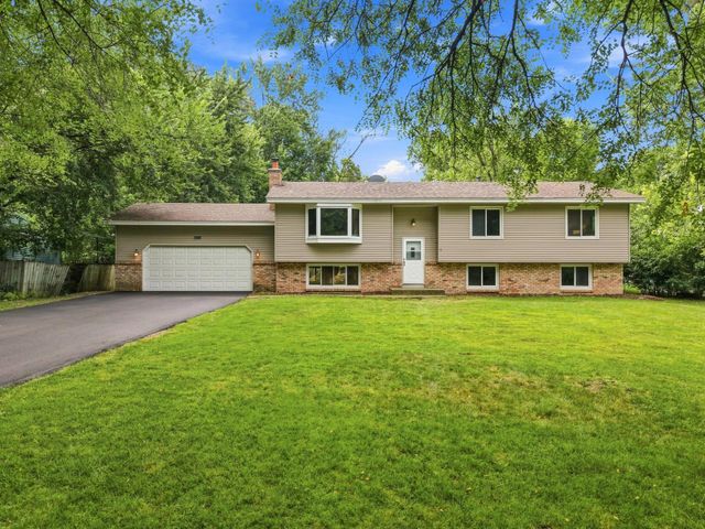 25715 Wild Rose Lane, Excelsior, MN 55331