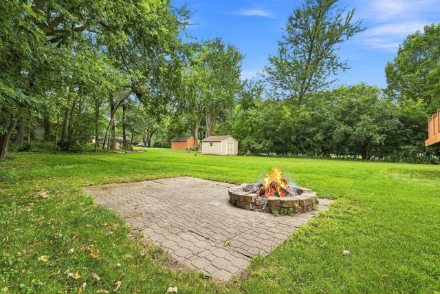 25715 Wild Rose Lane, Excelsior, MN 55331