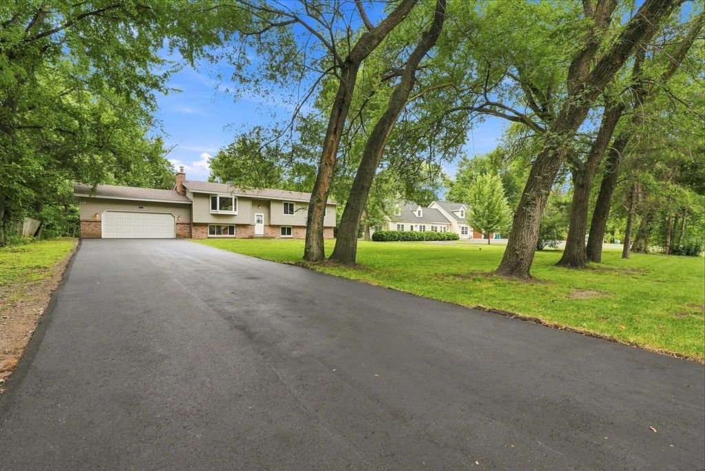 25715 Wild Rose Lane, Excelsior, MN 55331 — photo 2