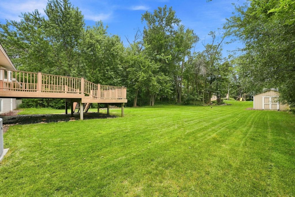 25715 Wild Rose Lane, Excelsior, MN 55331 — photo 4