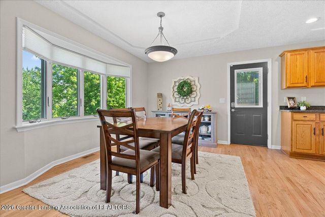 1003 Oneida Woods Trail, Grand Ledge, MI 48837