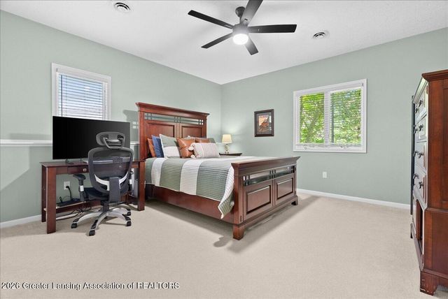 1003 Oneida Woods Trail, Grand Ledge, MI 48837