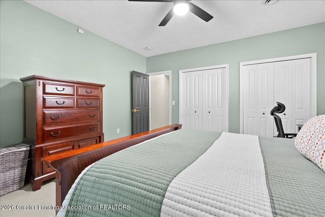 1003 Oneida Woods Trail, Grand Ledge, MI 48837