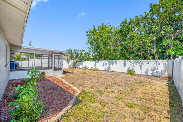 14884 CROMWELL DRIVE, Clearwater, FL 33764