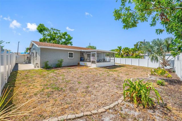 14884 CROMWELL DRIVE, Clearwater, FL 33764