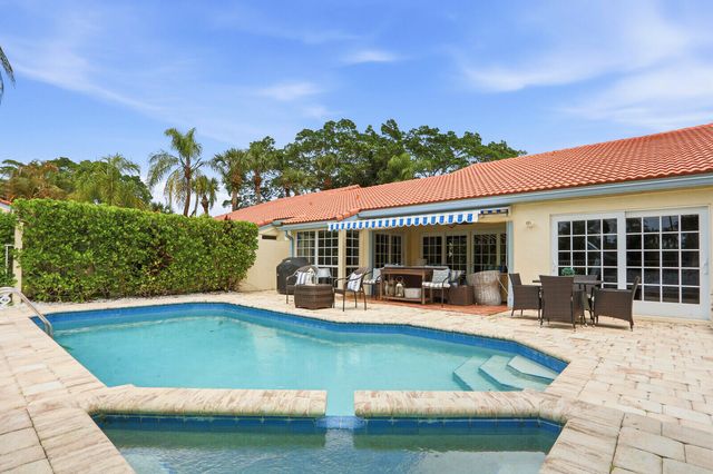 2465 Vista Del Prado Drive, Wellington, FL 33414