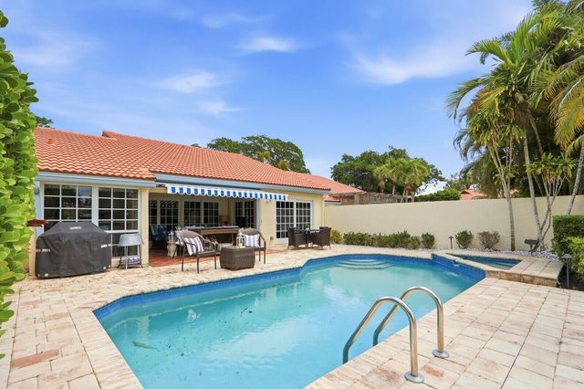 2465 Vista Del Prado Drive, Wellington, FL 33414
