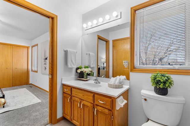 1685 Arlington Avenue E, Saint Paul, MN 55106