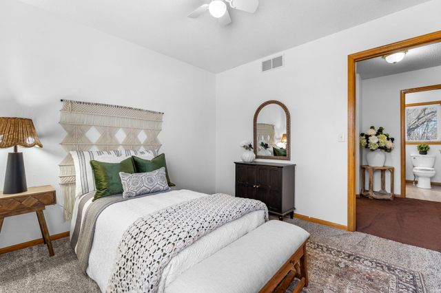 1685 Arlington Avenue E, Saint Paul, MN 55106