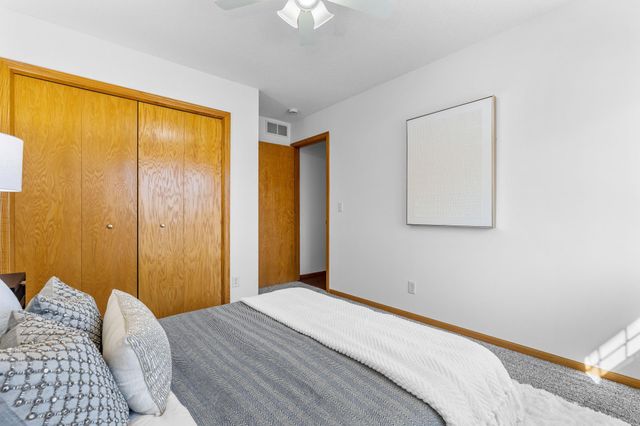 1685 Arlington Avenue E, Saint Paul, MN 55106