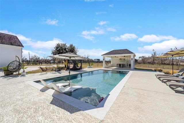 3103 Brundrett Road, Wallis, TX 77485